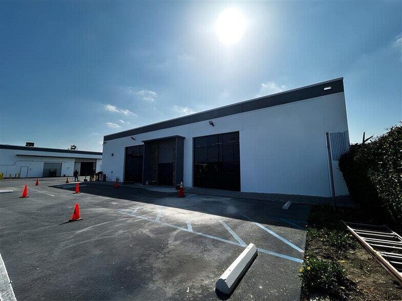 More Photos Of 8731 & 8741 Pioneer Blvd, Santa Fe Springs Warehouse For Sale