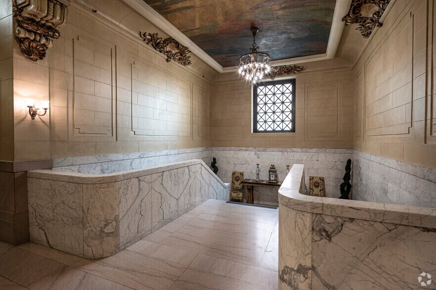 More Photos Of 225 N Charles St, Baltimore Lodge Meeting Hall For Sale
