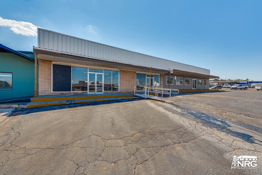 More Photos Of 1600 E 4th St, Big Spring Loft Creative Space For Lease