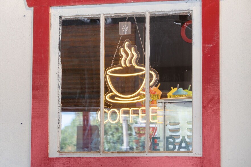 More Photos Of 7930 E State Highway 76, Kirbyville Specialty For Sale