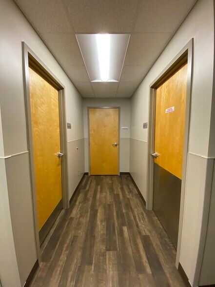 More Photos Of 4311 Old Indiana 261, Newburgh Medical For Sale