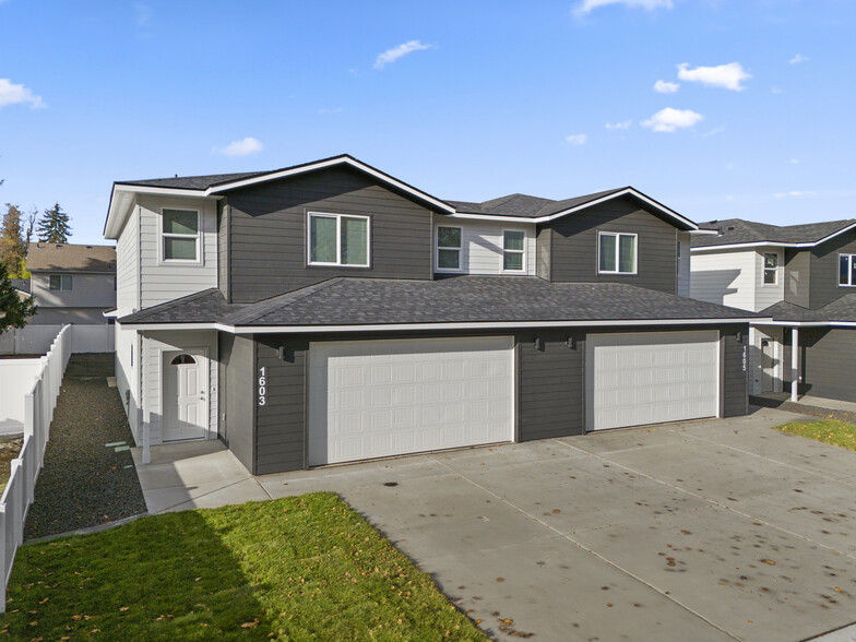 Primary Photo Of 1615 N Manifold Ln, Spokane Valley Multifamily For Sale