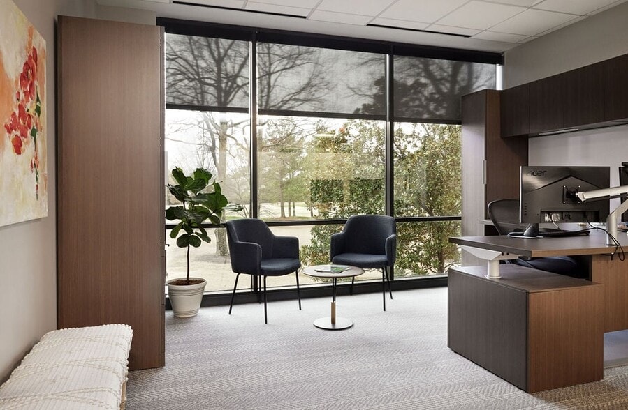 More Photos Of 8295 Tournament Dr, Memphis Coworking Space