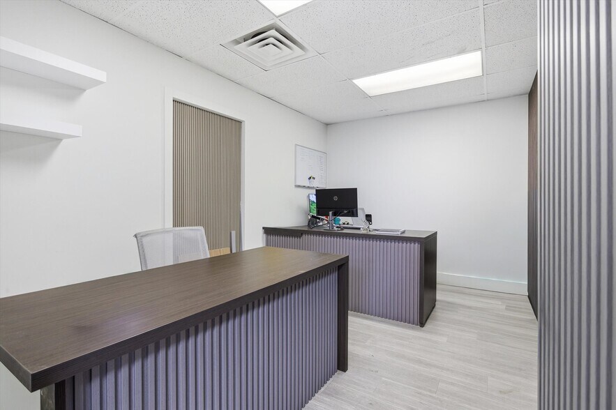 More Photos Of 10880 NW 30th St, Doral Warehouse For Sale