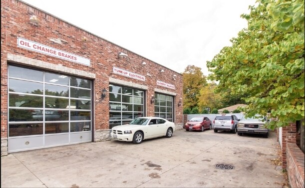 More Photos Of 3212 Harlem Ave, Riverside Auto Repair For Sale