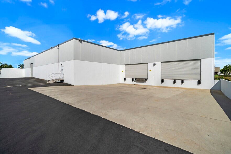 More Photos Of 15503 S Blackburn Ave, Norwalk Warehouse For Sale