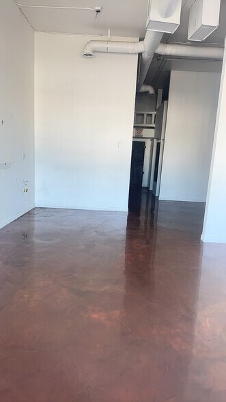 More Photos Of 848 N La Cienega Blvd, Los Angeles Unknown For Lease