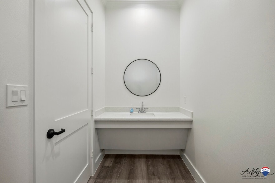 More Photos Of 18944 Kuykendahl Rd, Spring Office For Sale