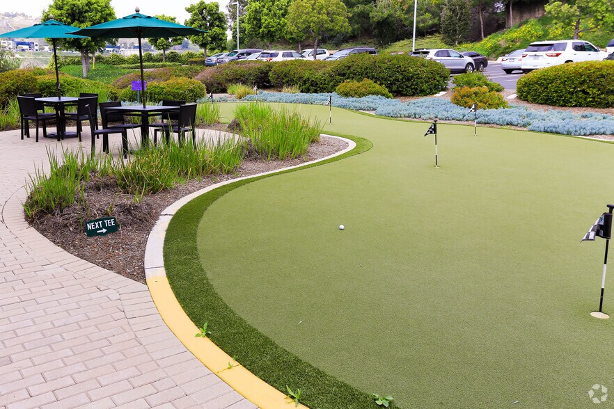 More Photos Of 27101-27201 Puerta Real, Mission Viejo Unknown For Lease