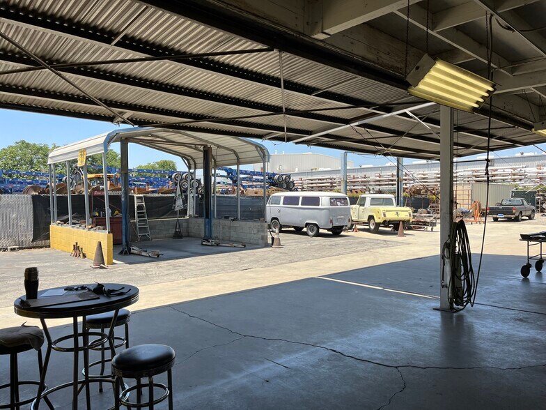 More Photos Of 3015 E South St, Long Beach Industrial For Sale