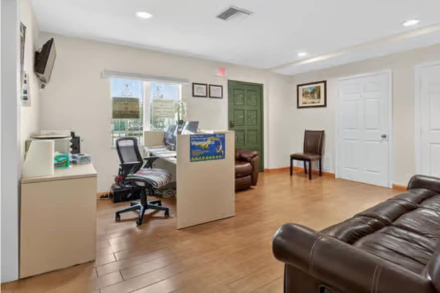 More Photos Of 1624 E Atlantic Blvd, Pompano Beach Medical For Lease
