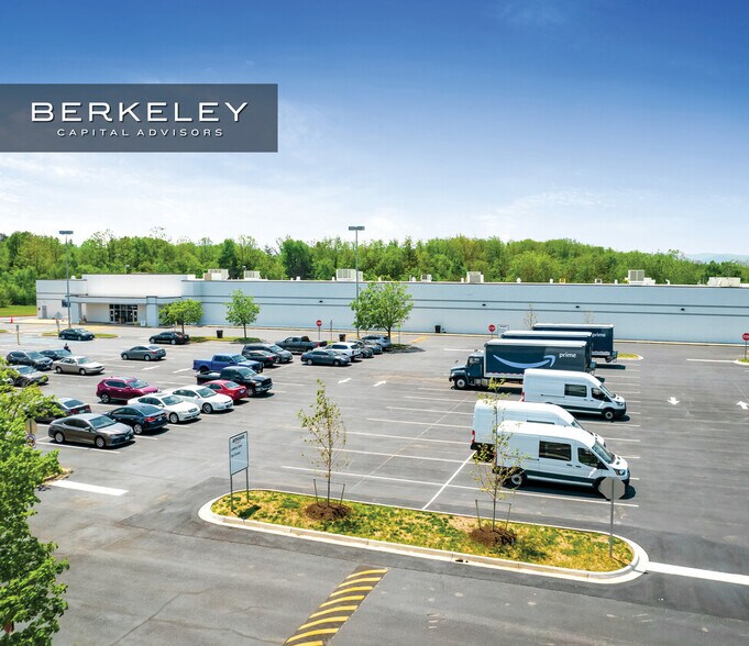 Primary Photo Of 2712 W Main St, Waynesboro Distribution For Sale