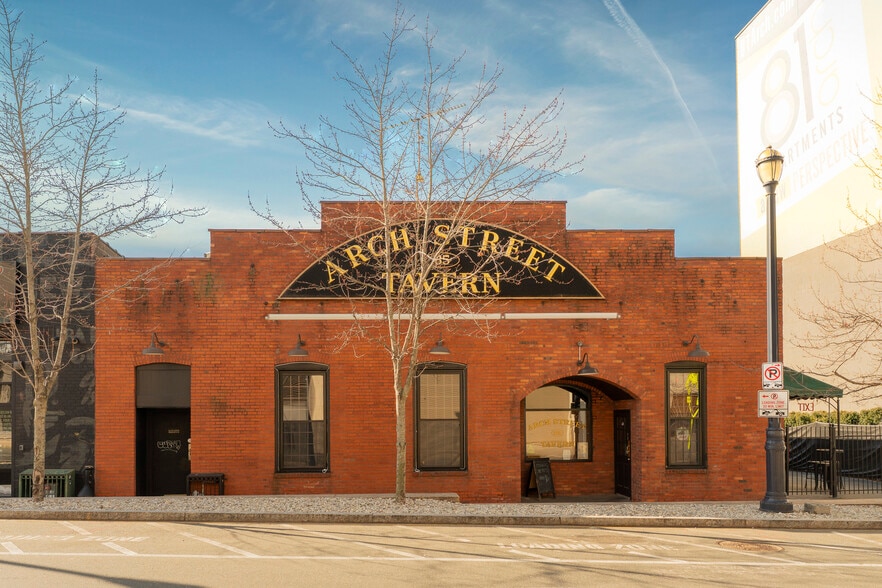 More Photos Of 83 Arch St, Hartford Restaurant For Sale