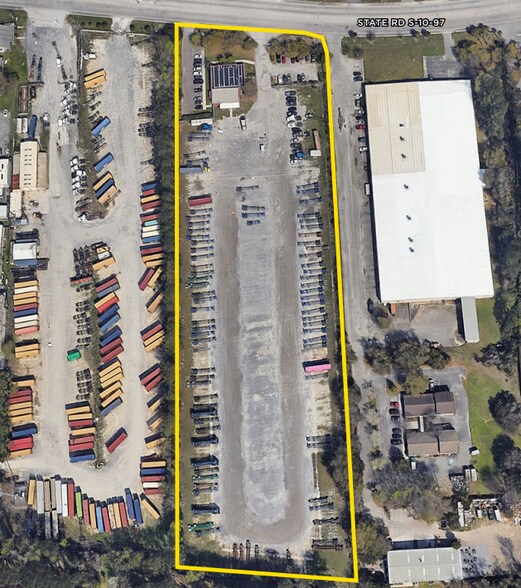 Primary Photo Of 472 Long Point Rd, Mount Pleasant Truck Terminal For Lease