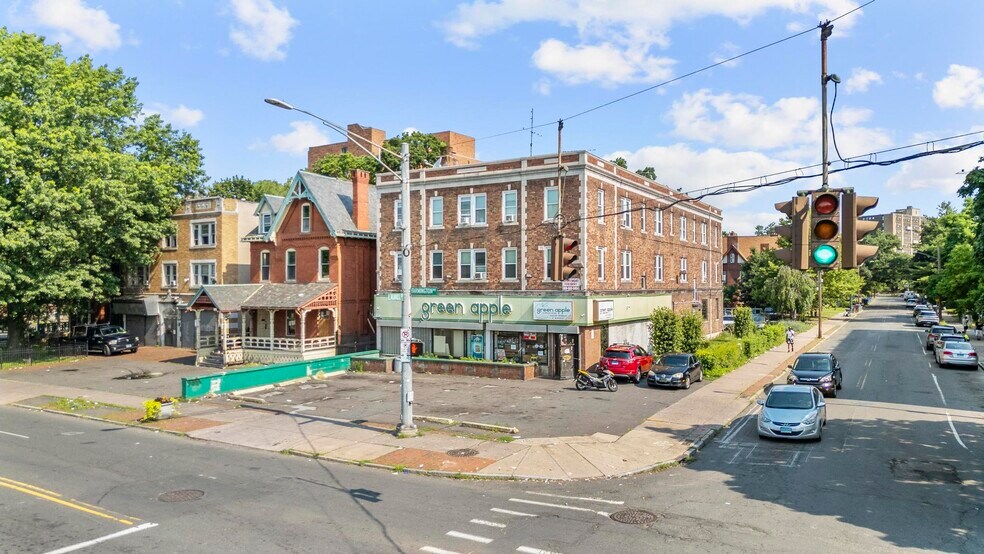 More Photos Of 264 Farmington Ave, Hartford Apartments For Sale