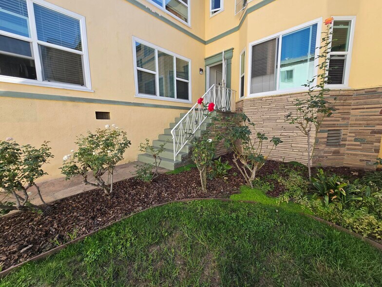 More Photos Of 1268 Queen Anne Pl, Los Angeles Apartments For Sale