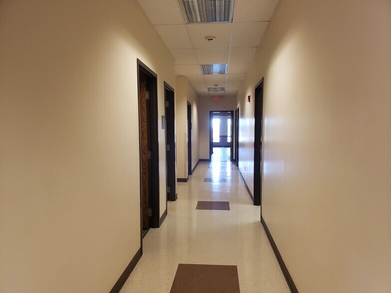 More Photos Of 8189 U.S. Highway 70, Waurika Office For Sale