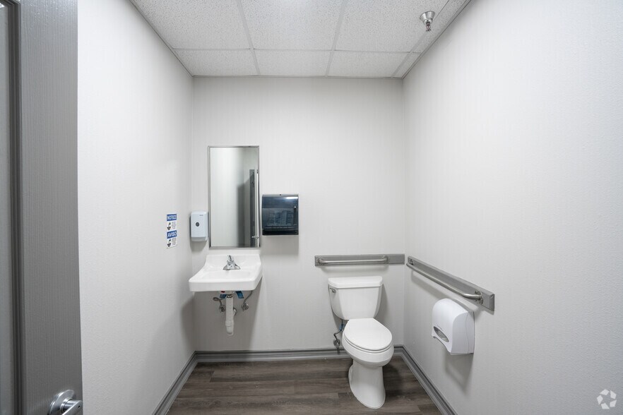 More Photos Of 4151 Jaime Zapata Memorial Hwy, Laredo Medical For Lease