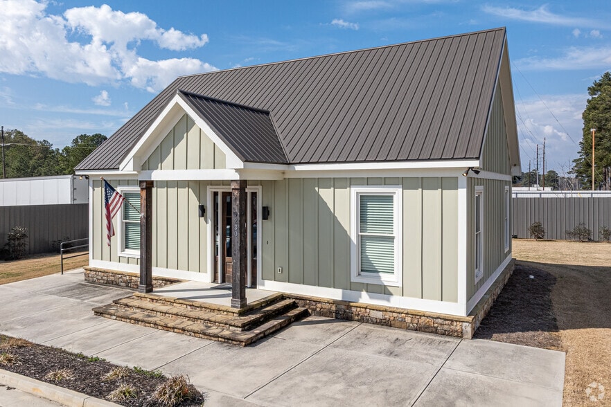 More Photos Of 9230 Industrial Dr, Covington Land For Lease