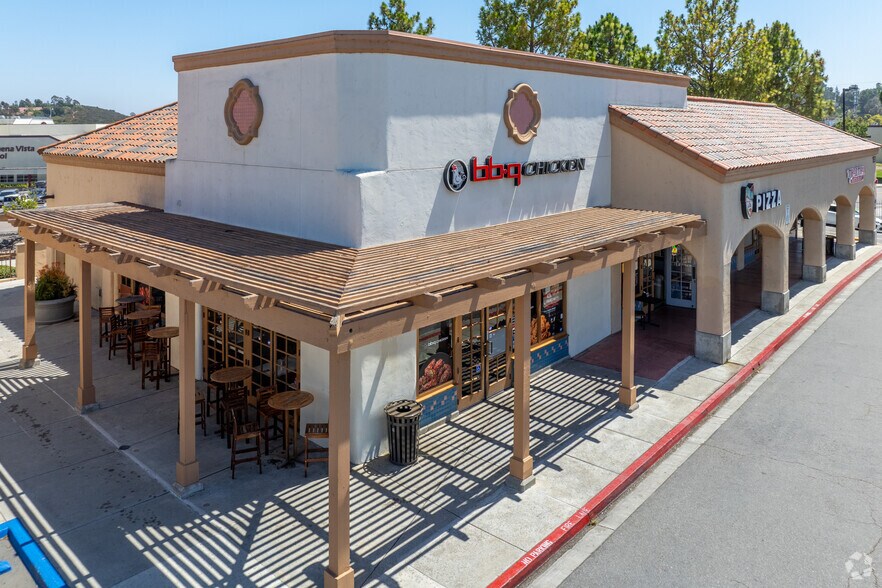 More Photos Of 1601-1651 S Melrose Dr, Vista Unknown For Lease