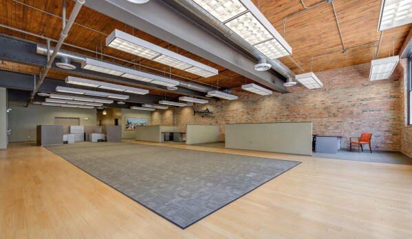 More Photos Of 2318-2326 S Indiana Ave, Chicago Warehouse For Sale