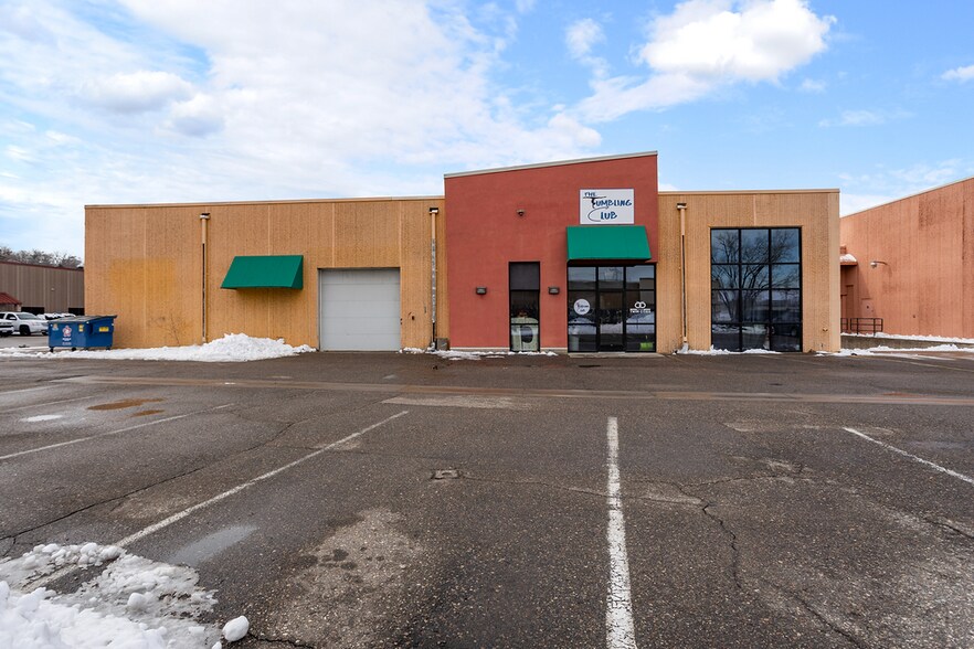 More Photos Of 2401 Highway 13 W, Burnsville Warehouse For Sale