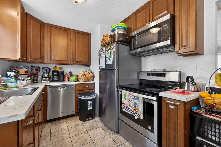 More Photos Of 600-606 Pacific Ave, Santa Rosa Apartments For Sale