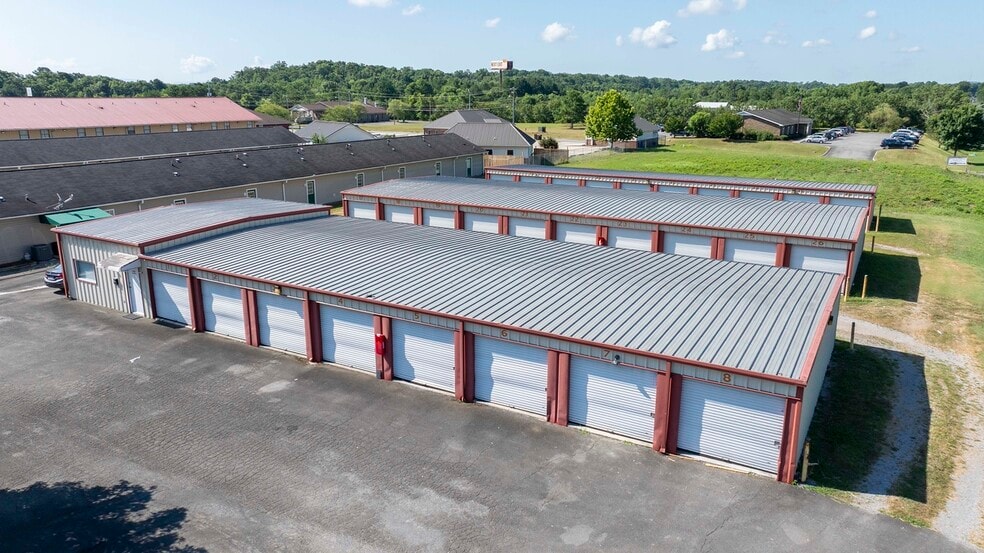 More Photos Of 191 Bernham Dr, Cleveland Self Storage For Sale