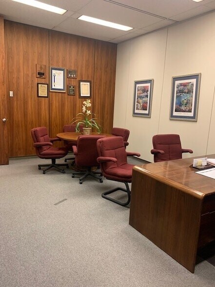 More Photos Of 217 N San Joaquin St, Stockton Office For Sale