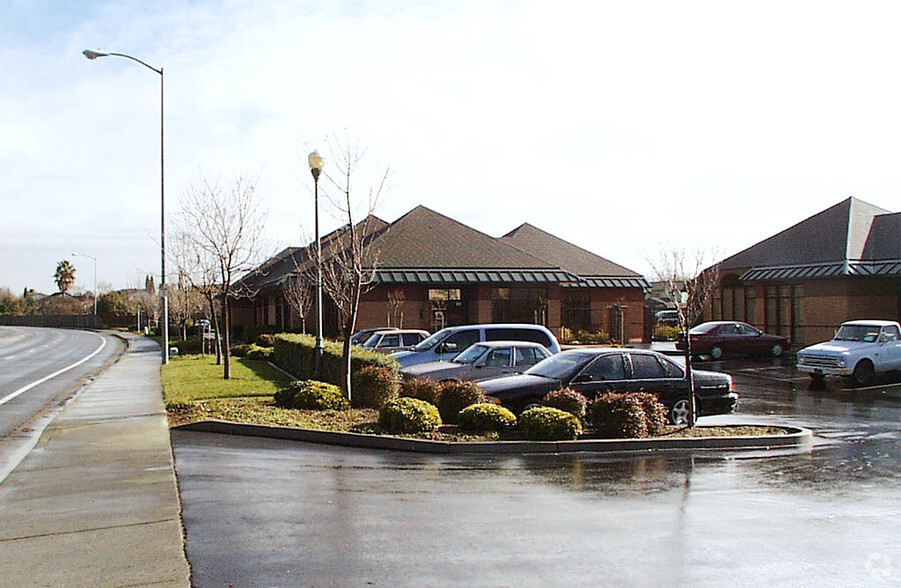 Primary Photo Of 2801 Waterman Blvd, Fairfield Medical For Sale