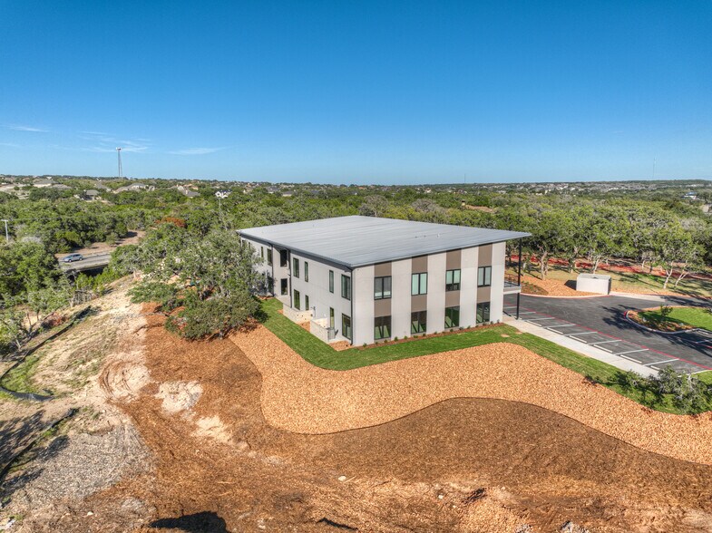 More Photos Of 1878 Herbelin Rd, New Braunfels Office For Sale