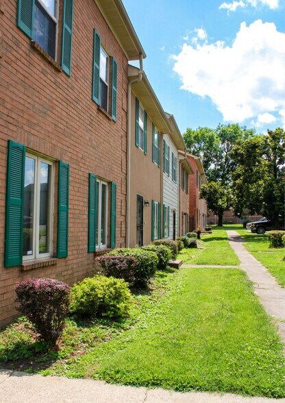 More Photos Of 516 19th Ave N, Nashville Apartments For Sale