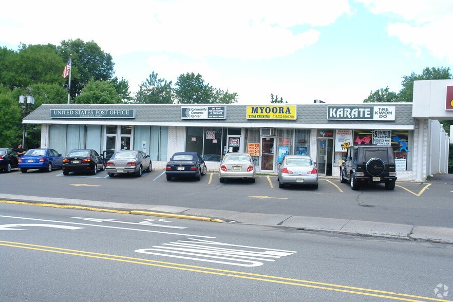 More Photos Of 570-574 Inman Ave, Colonia Unknown For Lease