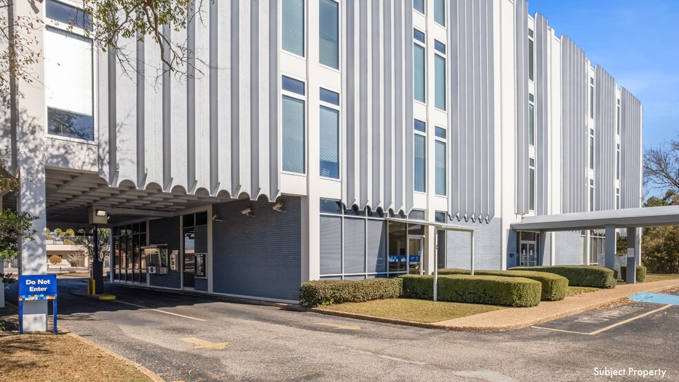 Primary Photo Of 1126 Jackson Ave, Pascagoula Office For Sale