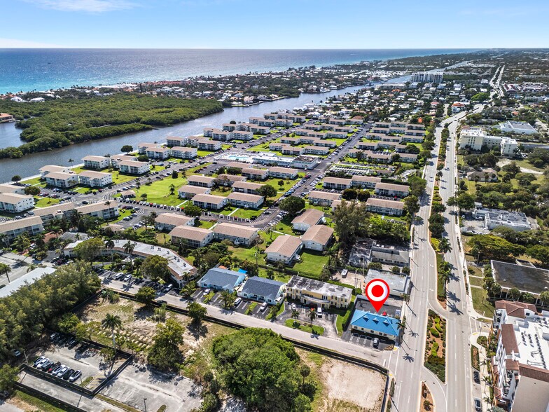 More Photos Of 300 S Federal Hwy, Boynton Beach Medical For Sale