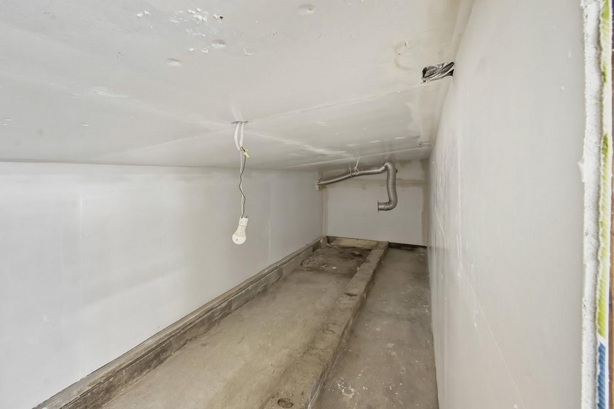 More Photos Of 50 Clara St, Landisville Warehouse For Sale