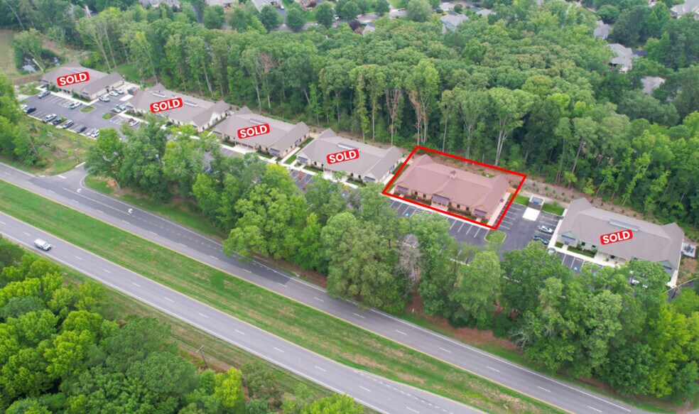 More Photos Of 12868 Patterson Ave, Richmond Office For Sale