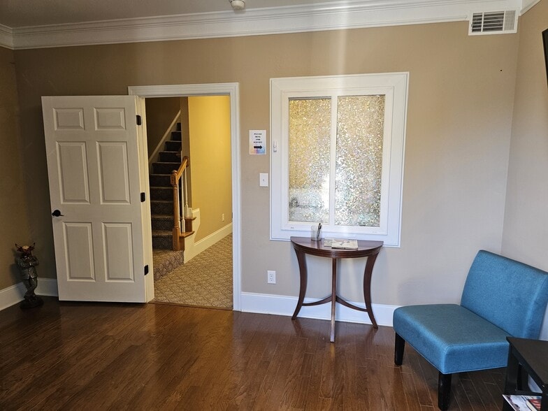 More Photos Of 601 N Belair Sq, Evans Office For Lease