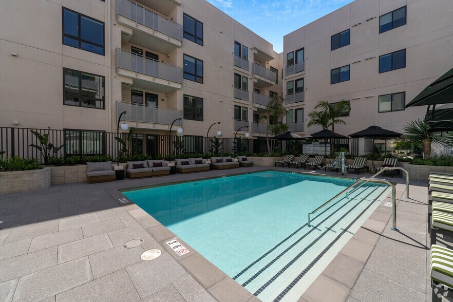 More Photos Of 1800 Beverly Blvd, Los Angeles Apartments For Lease