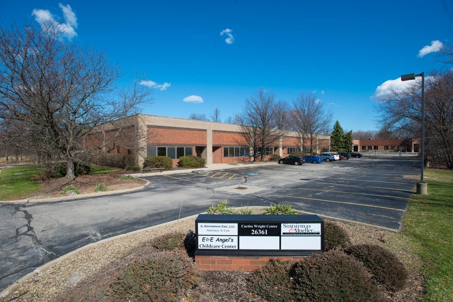 More Photos Of 26391 Curtiss Wright Pky, Richmond Heights Light Manufacturing For Lease