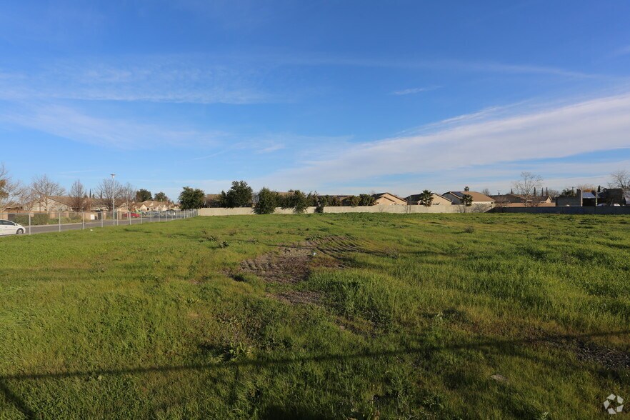 More Photos Of 3216 Northgate Blvd, Sacramento Land For Lease