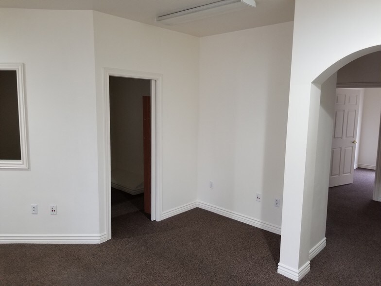 More Photos Of 893 24th St, Ogden Office For Lease