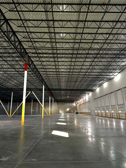 More Photos Of NW 44th, Ocala Unknown For Lease