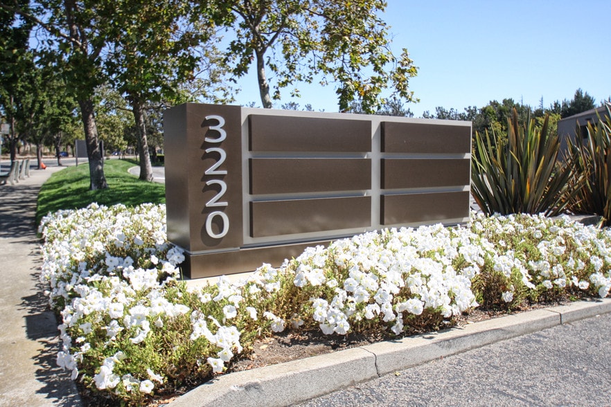 More Photos Of 3220 Blume Dr, Richmond Office For Lease