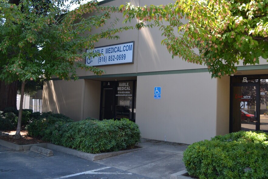 More Photos Of 3250 Monier Cir, Rancho Cordova Manufacturing For Lease