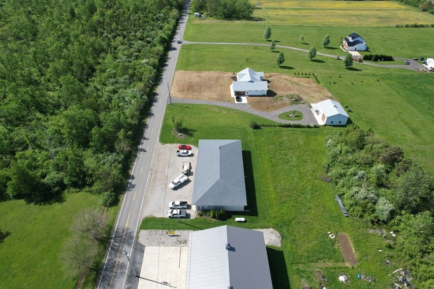 More Photos Of 1200 S Hartshorn Rd, Lakeside Marblehead Warehouse For Sale