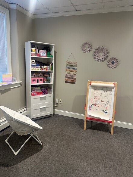 More Photos Of 10 S Clinton St, Doylestown Office For Lease