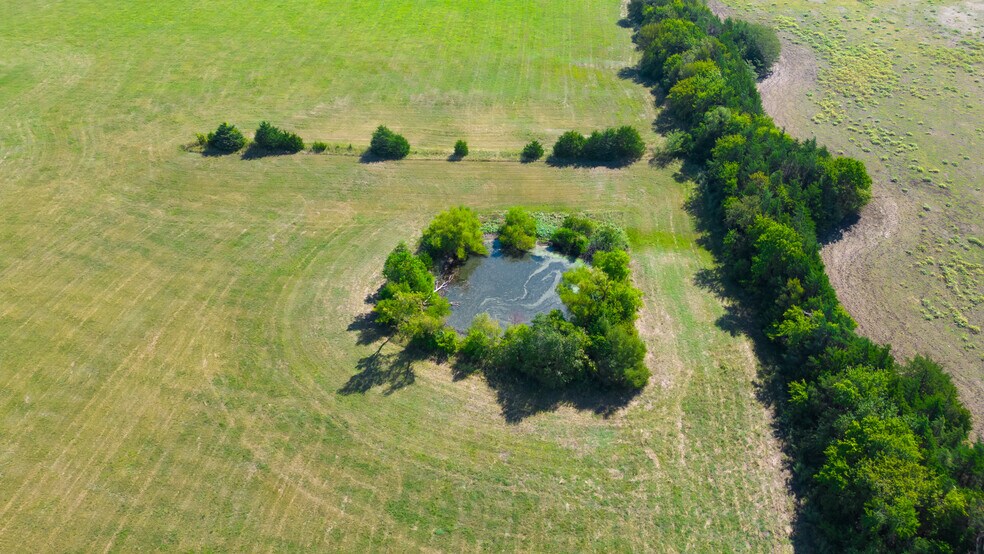 More Photos Of 5484 N FM 1743, Windom Land For Sale