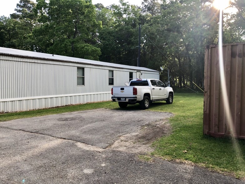 More Photos Of 3510 Fox Dr, Baytown Manufactured Housing Mobile Home Park For Sale