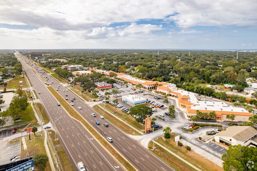 More Photos Of 34718-35084 US Highway 19 N, Palm Harbor Unknown For Lease